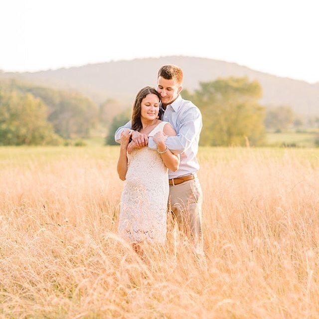 Love is in the air and we are vibing with all the sparkle that has filled our feed 💍 
Recently engaged and don&rsquo;t know where to begin? We&rsquo;re here to help! We have a few spots left for 2020 and are booking now for 2021! We&rsquo;d love to help you plan your big day! .
💌: hello@vidaevents.net 
#engagementshoot : @krystanormanphotography