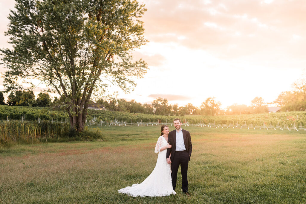 8 chains winery wedding, Virginia wedding, leesburg va wedding, bride and groom
