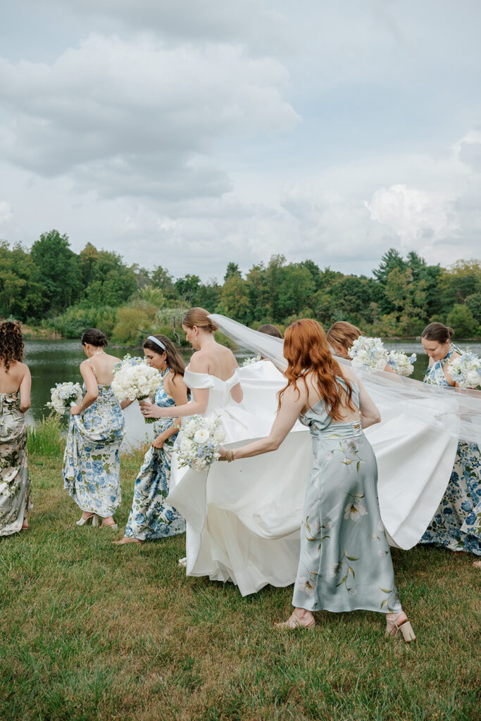 virginia wedding, bride and bridesmaids