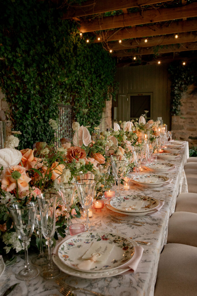 intimate outdoor wedding reception table, goodstone inn wedding, wedding tablescape, wedding florals, virginia wedding