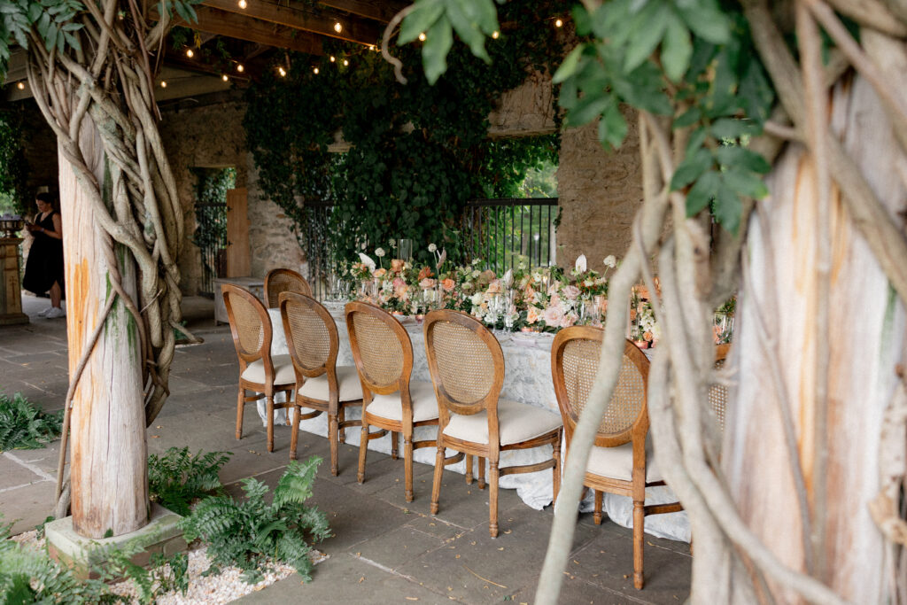 intimate outdoor wedding reception table, goodstone inn wedding, wedding tablescape