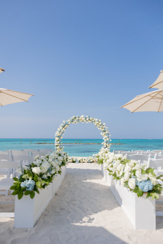 bahamas wedding, destination planner, wedding ceremony, white and blue wedding ceremony, beach ceremony, destination wedding