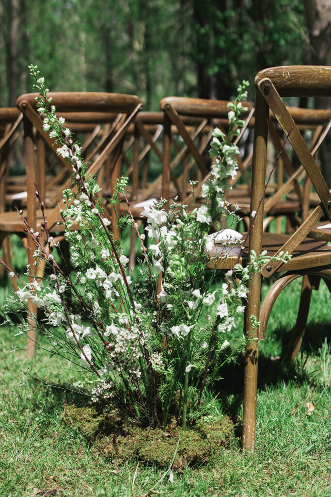 wedding, wedding design, virginia wedding, tented wedding, outdoor wedding, green and white wedding, wedding design, wedding florals, wedding ceremony