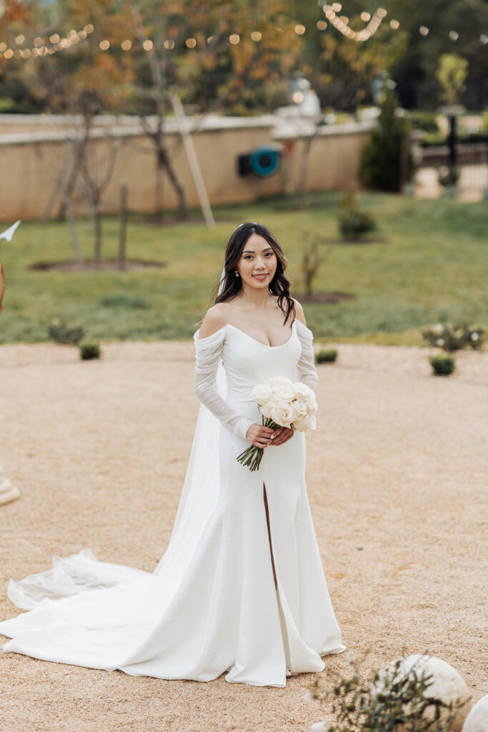 monte ventoso wedding, luxurious italian villa wedding venue, virginia wedding planner and designer, luxury wedding, bridal dress, wedding veil, sleeved wedding dress, white bridal bouquet