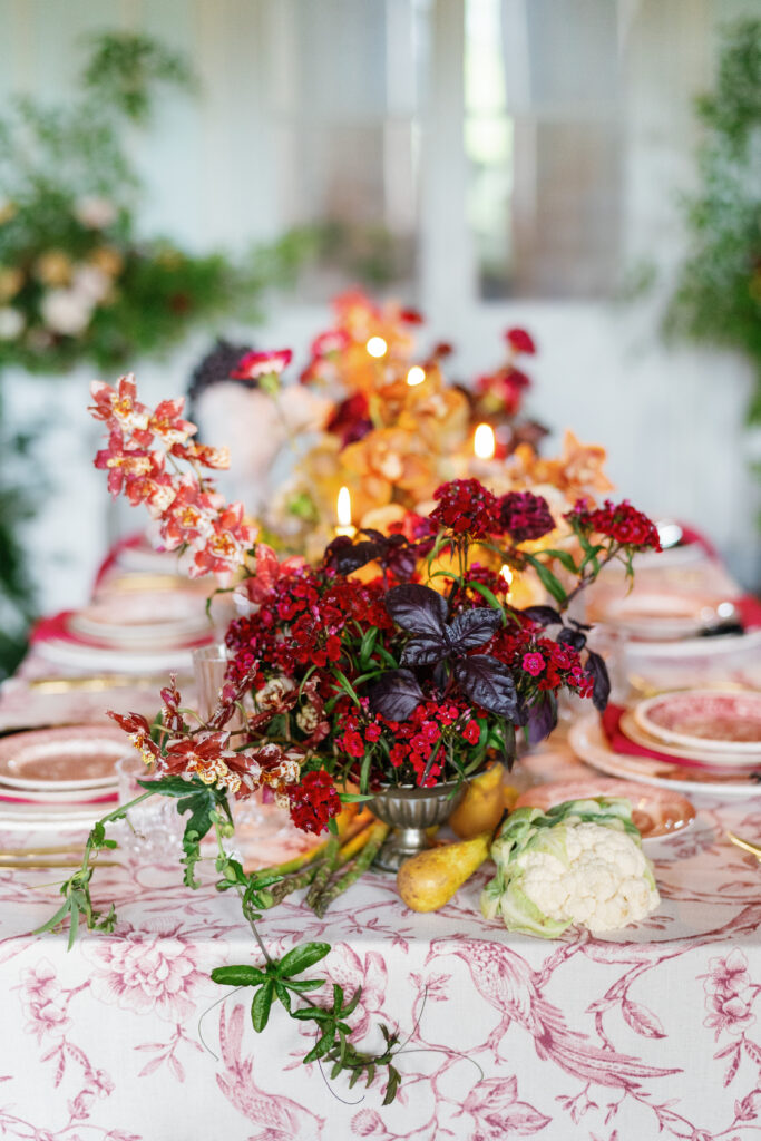 france wedding venue, burgundy wedding venue, french castle wedding venue, wedding planning and design, destination planner, france wedding, burgundy france, wedding tablescape, wedding tablescape design, burgundy wedding florals