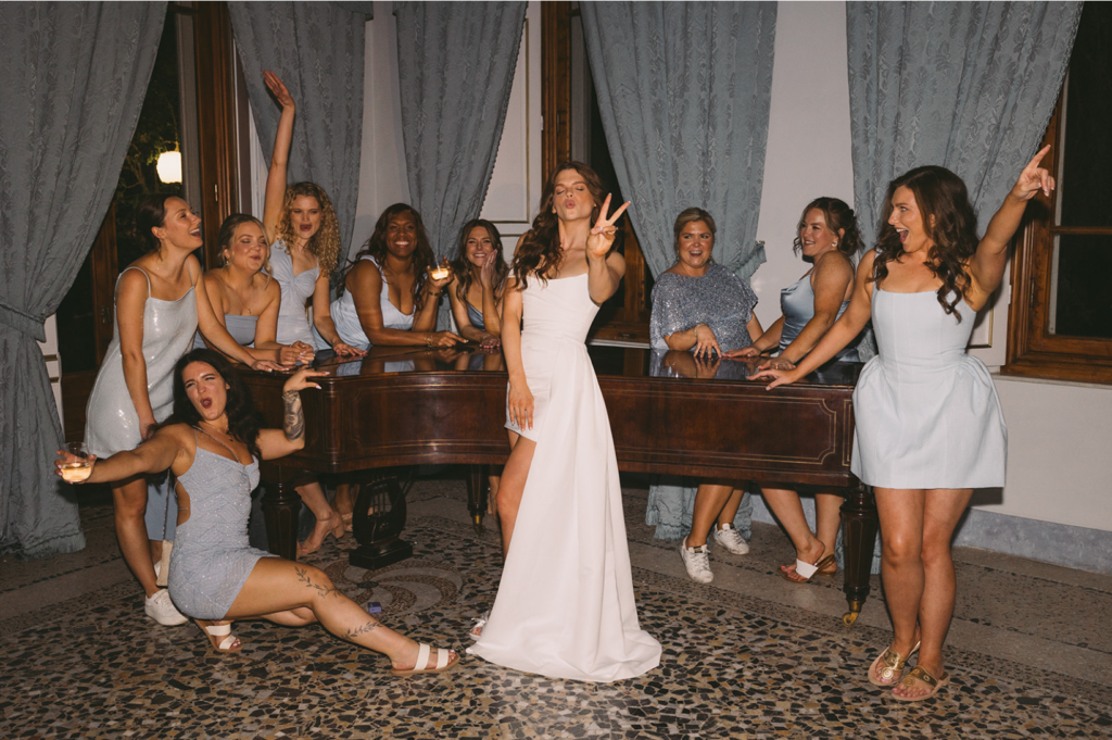 destination wedding in tuscany, destination wedding in italy, monaciano wedding venue, destination wedding planner, destination planner, bride dress change, bridesmaids dress change