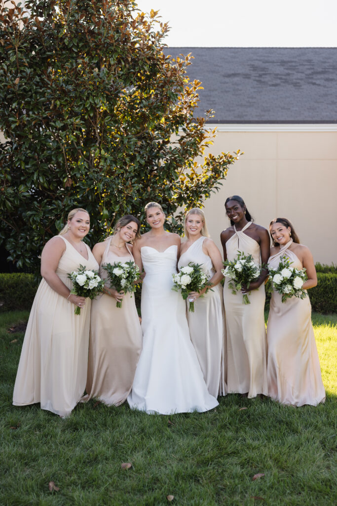 wedding in middleburg, dmv wedding planner, salamander middleburg wedding, bride and bridesmaids, bridesmaids dresses, bride and bridesmaids bouquet