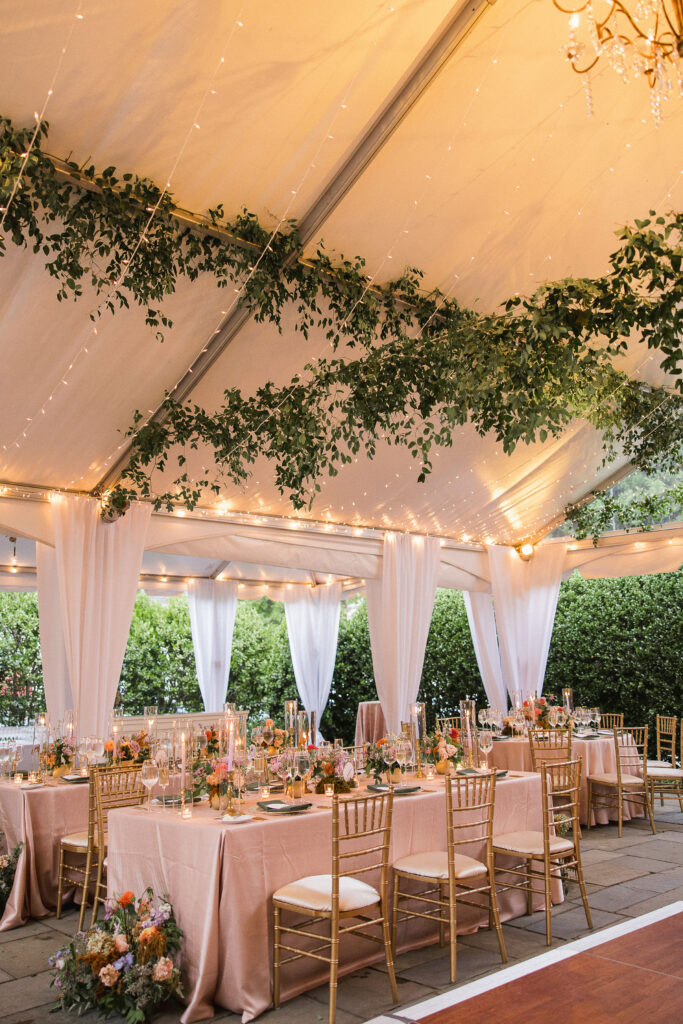 wedding at the red fox inn, virginia wedding, spring fall wedding, wedding reception, tented wedding, wedding tablescape, vida events wedding, wedding greenery, wedding tent decor