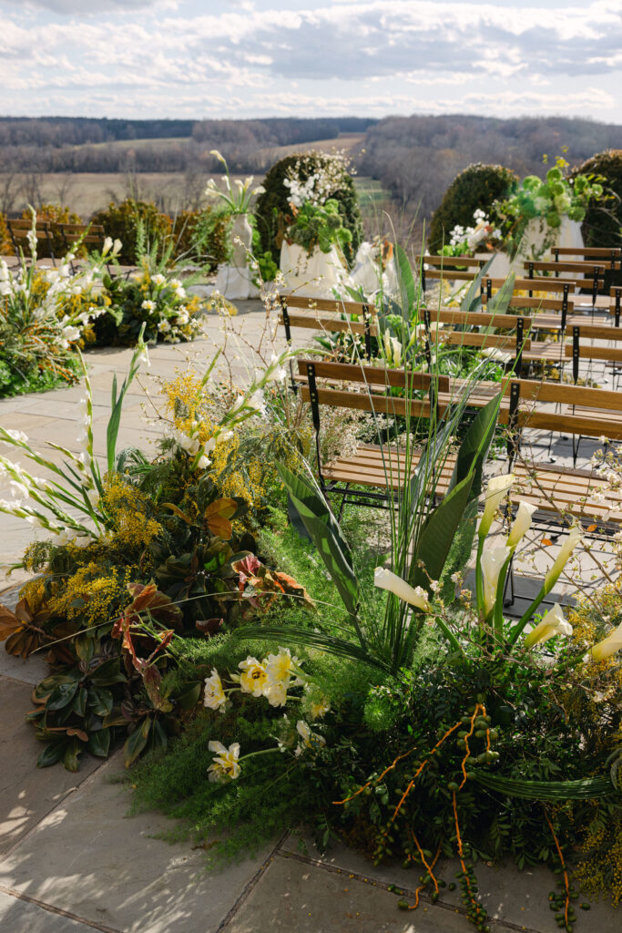wedding ceremony, people magazine featured wedding, kobie turner wedding, virginia wedding planner, white and green wedding, vida events wedding