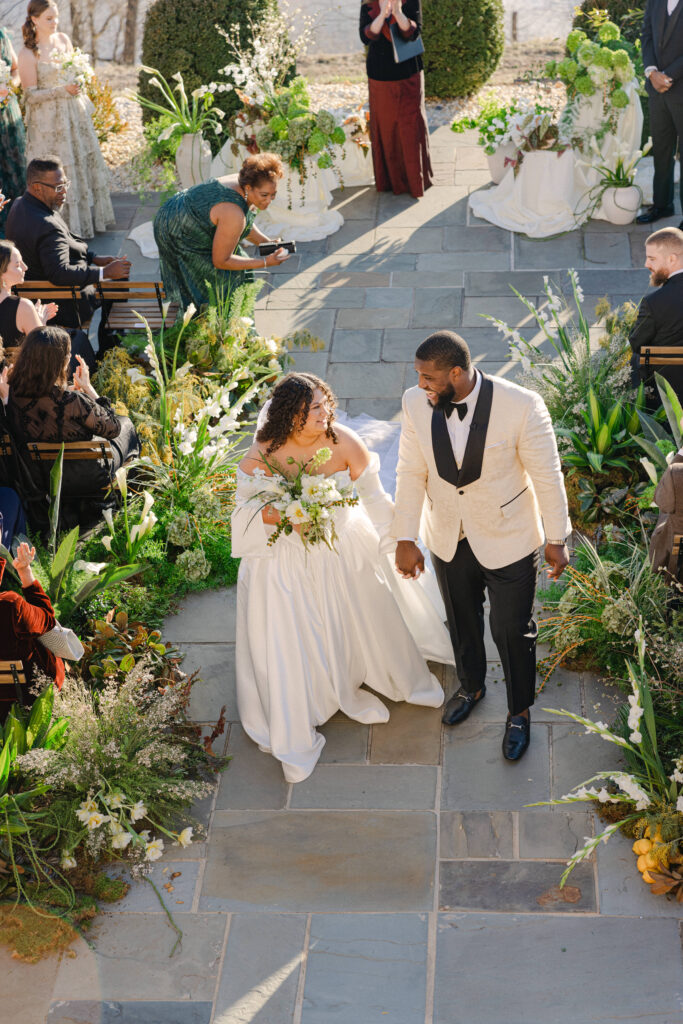 people magazine featured wedding, kobie turner wedding, virginia wedding planner, white and green wedding, vida events wedding, wedding ceremony
