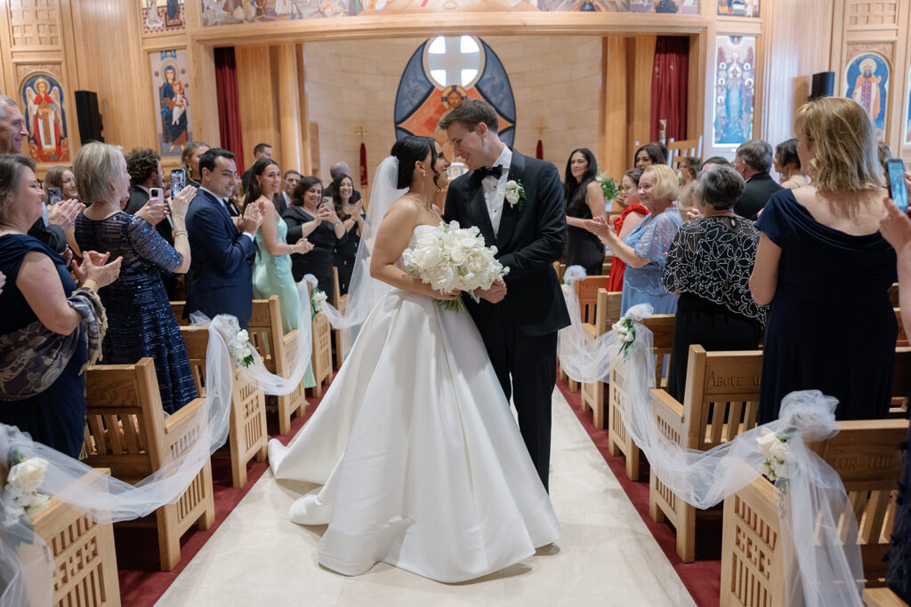 dc wedding, washington dc wedding, bride and groom, bridal bouquet
