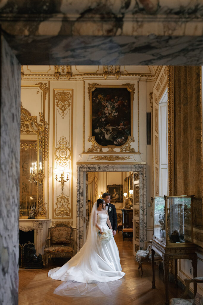Larz Anderson wedding, Washington dc wedding, bride and groom, vida events wedding