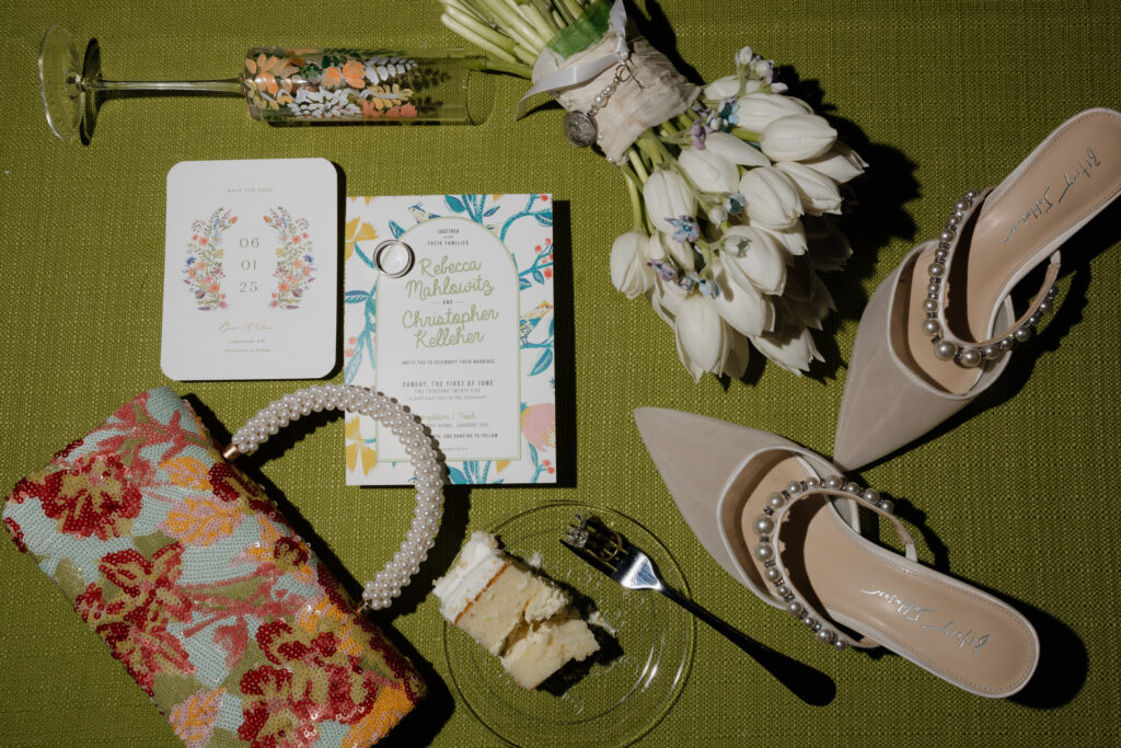georgetown vosh wedding, ohio wedding, bridal details, wedding invitation, bridal bouquet, bridal heels
