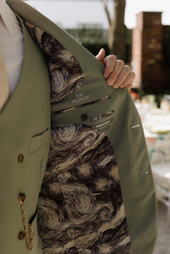 georgetown vosh wedding, ohio wedding, groom suit, custom suit details