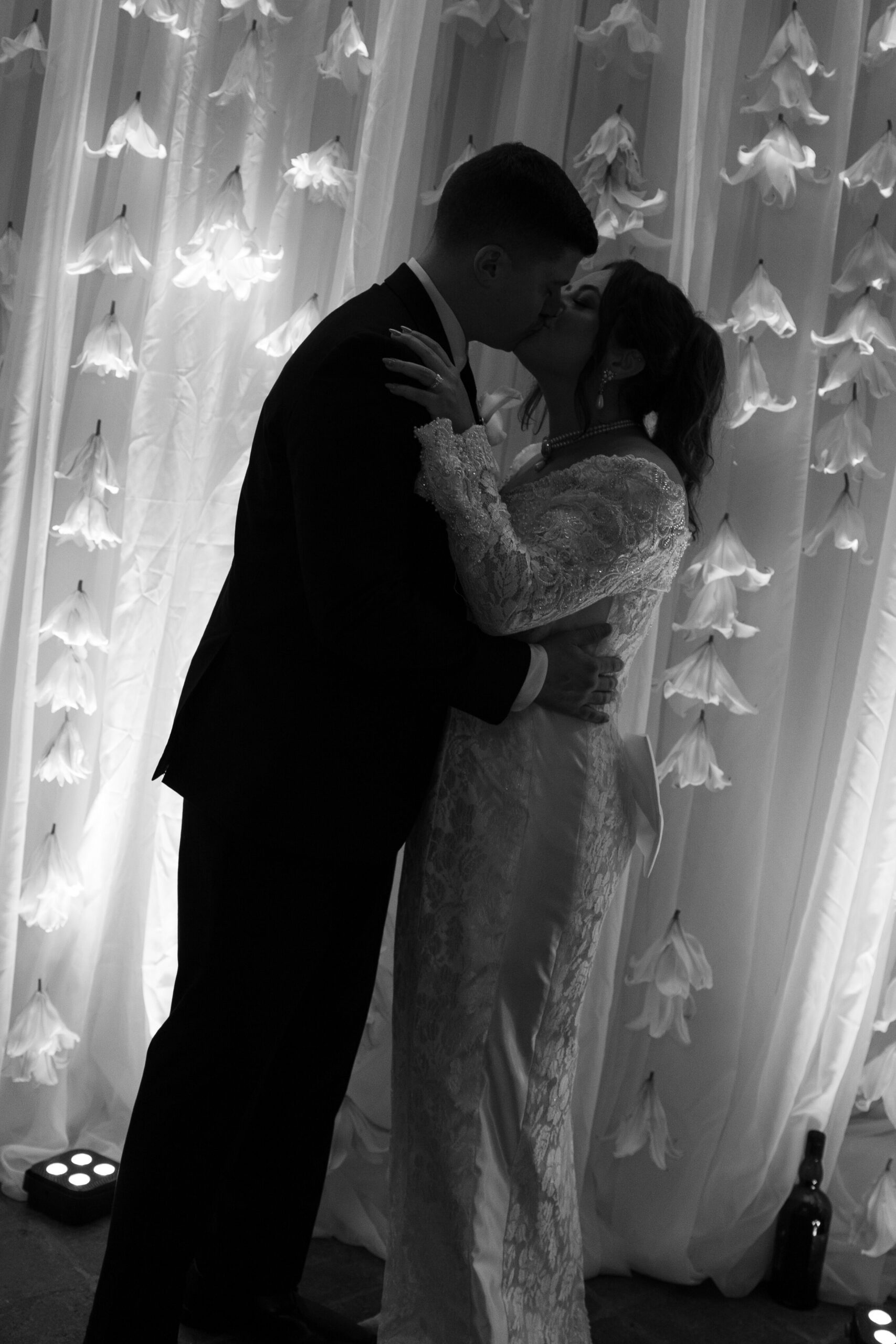 vintage wedding dress, reception dress, gramercy mansion wedding, vintage wedding, Maryland wedding, wedding reception, bride and groom