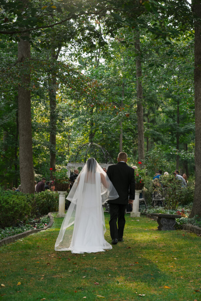 gramercy mansion wedding, outdoor wedding, vintage wedding, bride and groom, Maryland wedding, bride and dad walking down the aisle, ceremony, ceremony florals