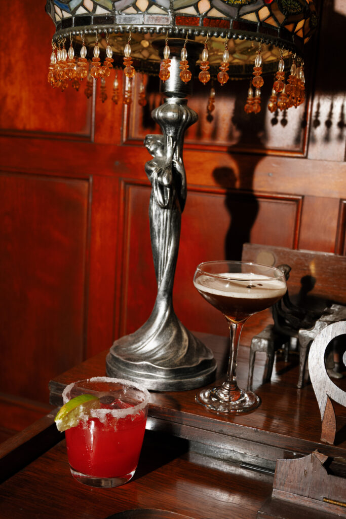 cocktail hour, signature cocktail signs, gramercy mansion wedding, vintage wedding, Maryland wedding