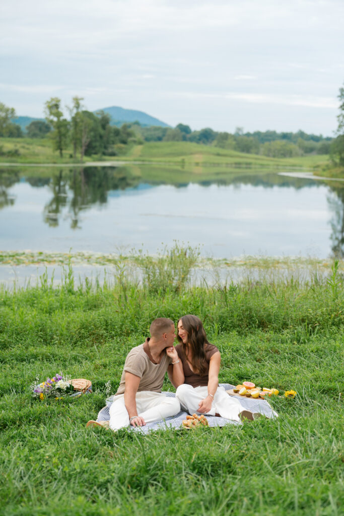 engagement shoot, fiance, engaged, bride and groom to be, engagement shoot idea, engagement shoot activities, engagement shoot inspo