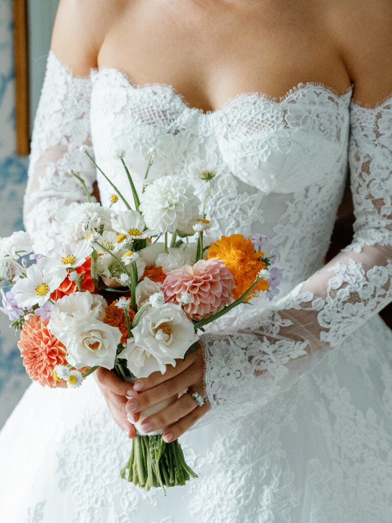 goodstone inn wedding, tented wedding, virginia wedding, luxury wedding, luxury wedding planner, orange wedding, bridal bouquet
